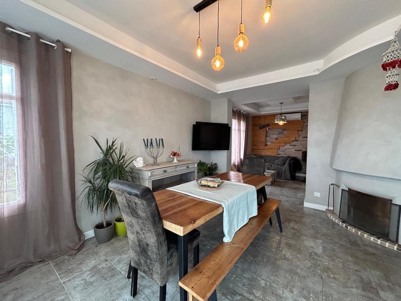 Comme A La Maison Narbonne Buitenkant foto