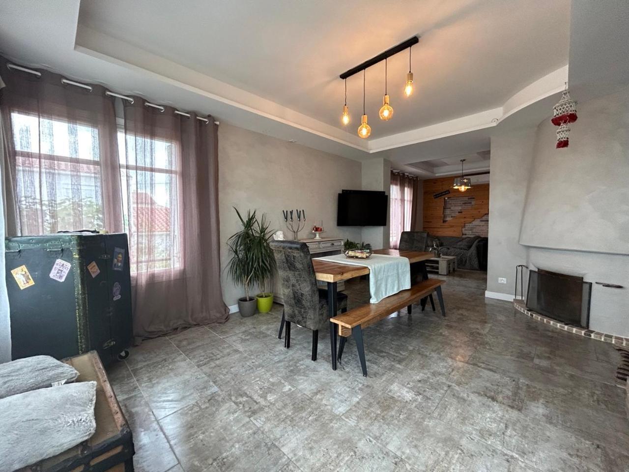 Comme A La Maison Narbonne Buitenkant foto