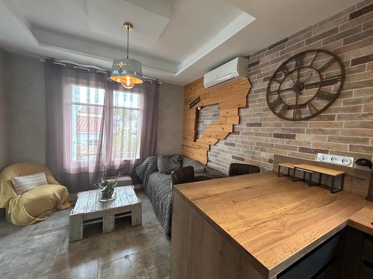 Comme A La Maison Narbonne Buitenkant foto